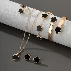 Chic 5pcs Jewelry Set with Lucky Flower Design - Stainless Steel
